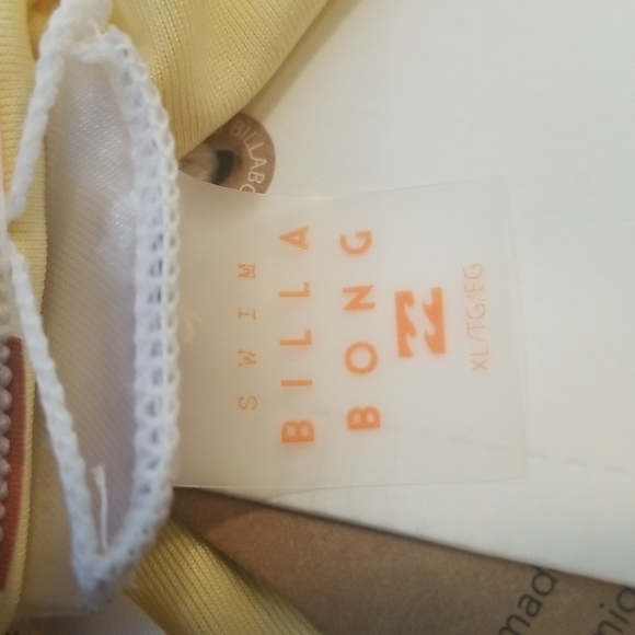 💕BILLABONG💕 Ray Of Gold One-Piece Swimsuit ~ Striped XL NWT - Picture 10 of 12